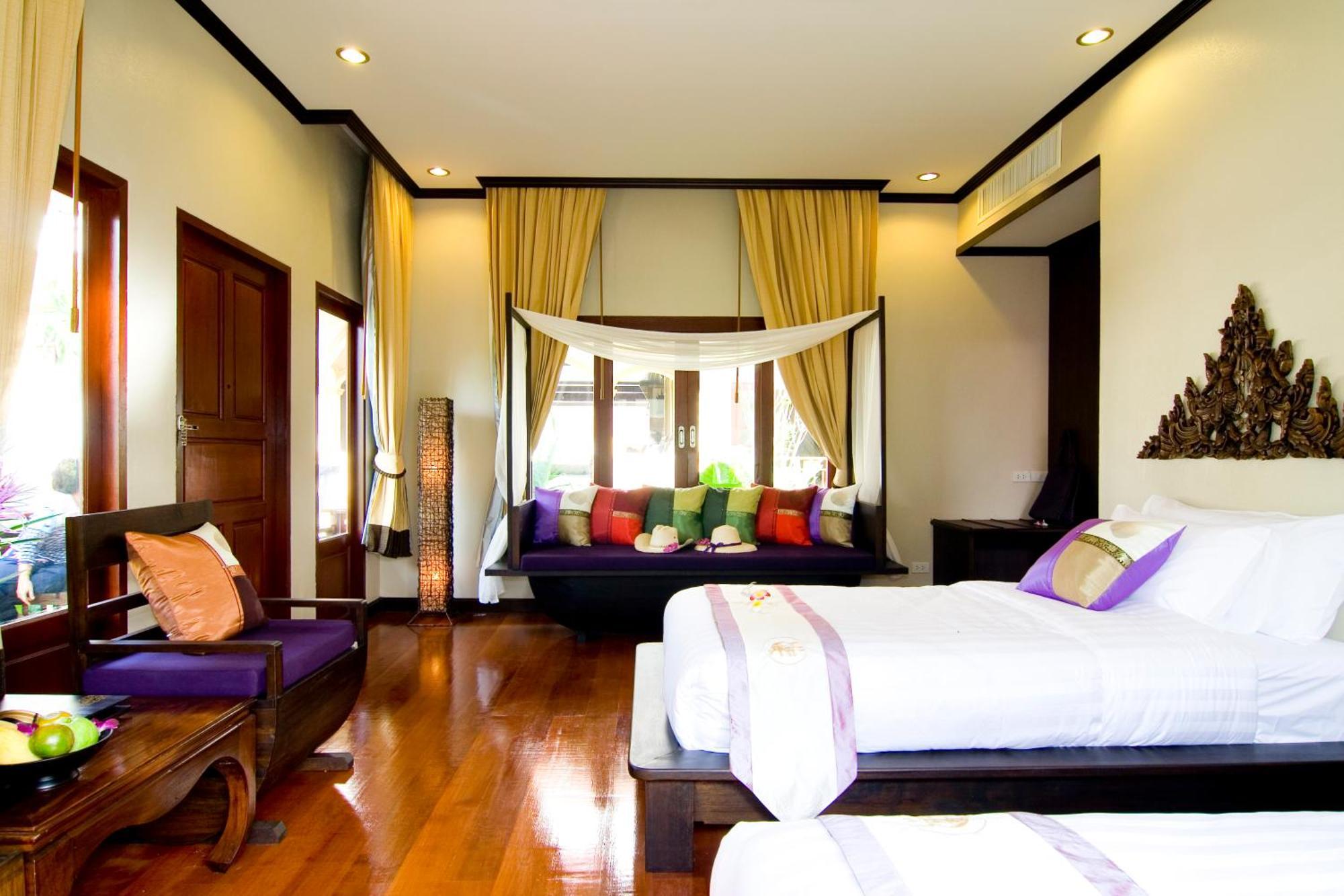 Kanok Buri Resort Lipa Noi Exterior foto